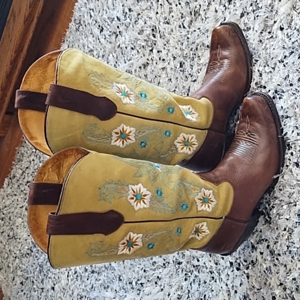 MEXICANA Brown Leather & Yellow Embroidered Western Heeled Boots
